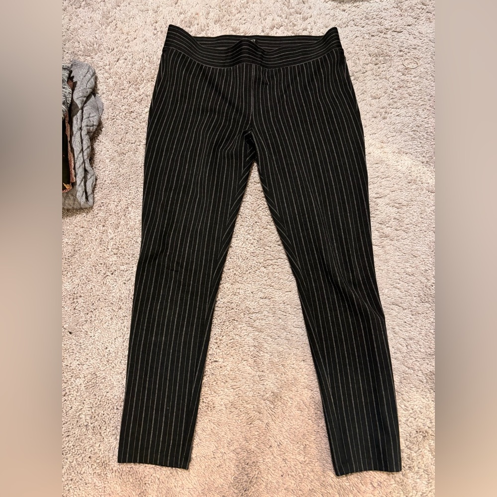Loft Pull On Crop Pants